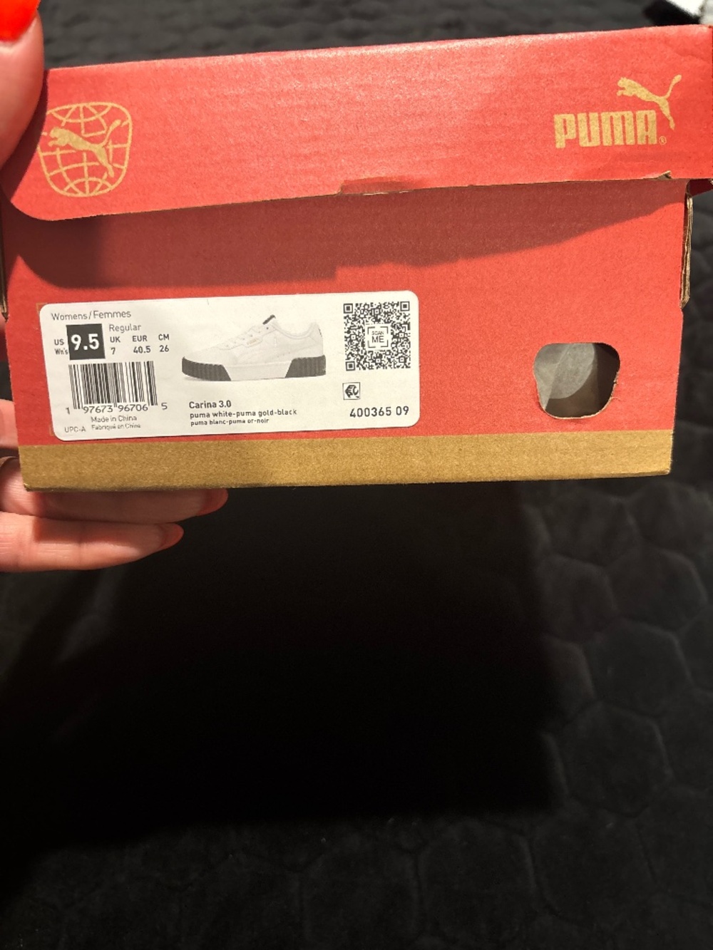 Excellent condition puma sneakers women’s size 9.5